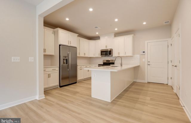 43798 MIDDLEWAY TERRACE - 43798 Middleway Terrace, Ashburn, VA 20147