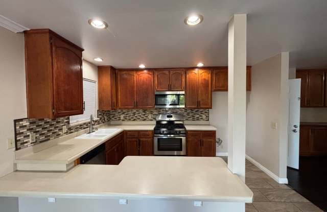 2155 San Ansaline photos photos