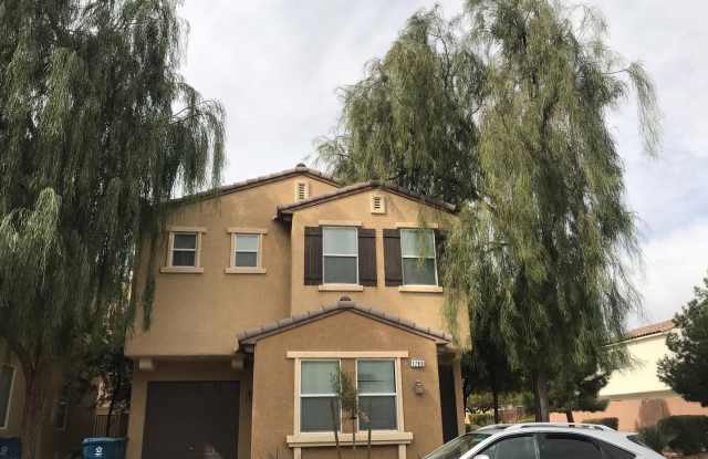 3 bed/3 bath with Loft  2-story home 89115 photos photos