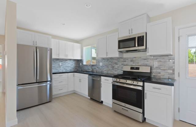 Newly Remodeled 3BD Home Near CSUN with Private Yard photos photos