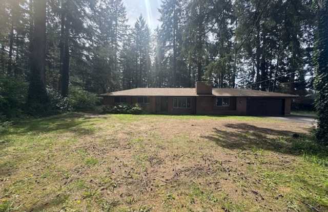 Charming 3-Bedroom Rental Home in Tacoma - 2008 152nd Street East, Spanaway, WA 98445