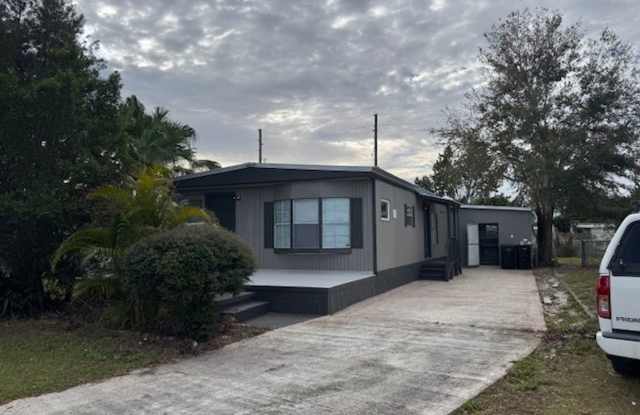 2/2 FOR RENT SOUTHEAST ORLANDO NEAR AIRPORT photos photos