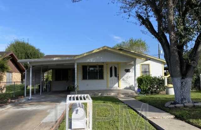 818 W Buchanan - 818 West Buchanan Street, Harlingen, TX 78550