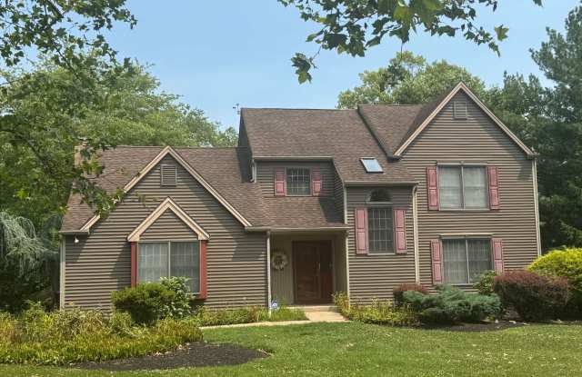 Montgomery Township 3 Bedroom 2.1 Bath Colonial with loft for rent $3,200/month photos photos