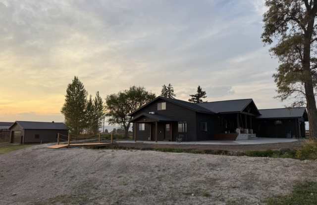 Newly remodeled fully furnished house country living outside of Ronan! Available September 1st - May 15th, 2027 Gallery 1
