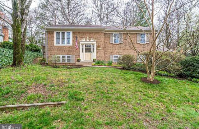 6224 OLD TELEGRAPH ROAD - 6224 Old Telegraph Road, Rose Hill, VA 22310