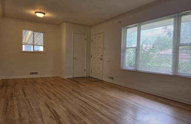 1658 S Winona Ct Gallery 3