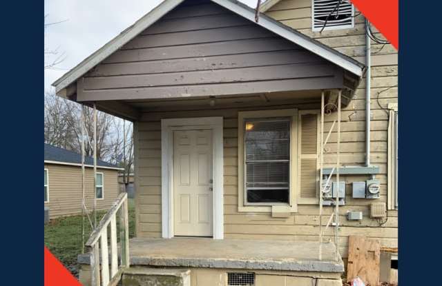 1306 W Countryman St photos photos