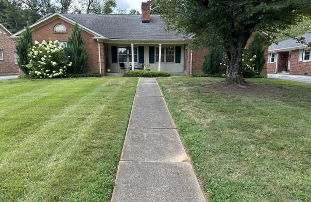 2008 Fontaine Road photos photos