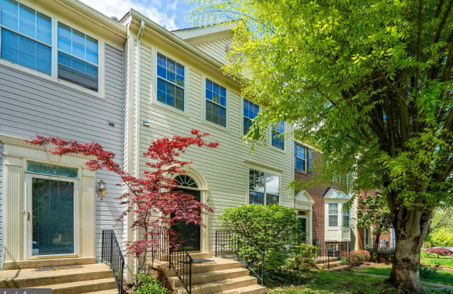 47593 COMER SQUARE - 47593 Comer Square, Lowes Island, VA 20165