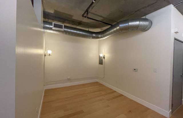 645 West 9th Street Gallery 3