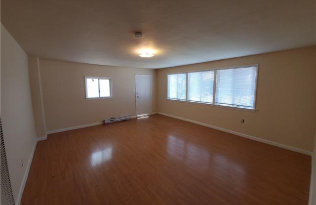 2414 Del Mar Gallery 2