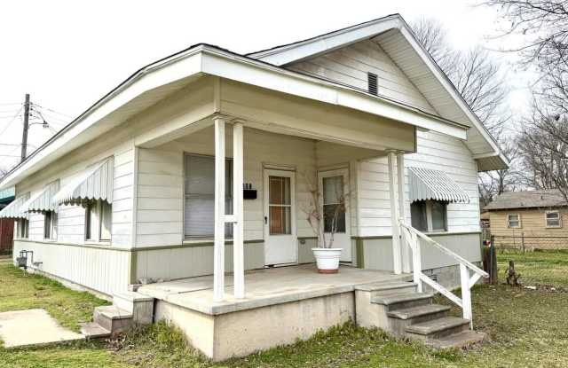 1501 N. Washington - 1501 North Washington Street, Ardmore, OK 73401