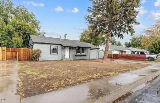 300 West I Street photos photos