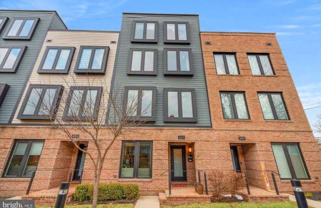 607 SLADE Court photos photos