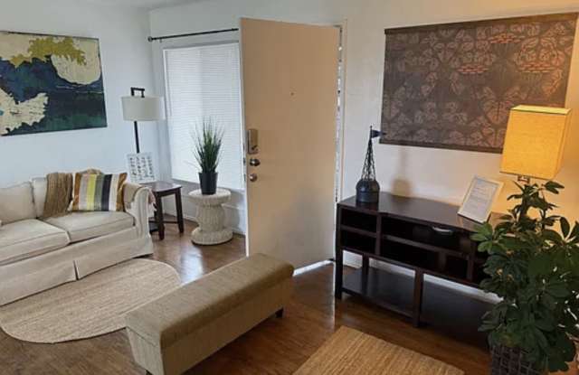 4068 Oakcrest Drive photos photos 4068 Oakcrest Drive photos photos