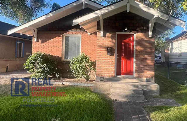 3 bed 1 bath house - Near ISU - 840 South 4th Avenue, Pocatello, ID 83201