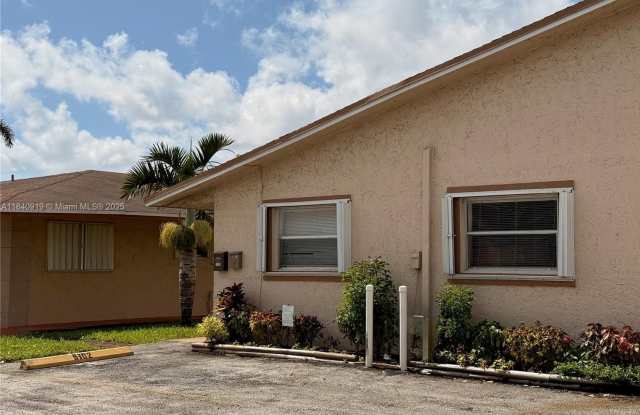 5304 NW 22nd St photos photos