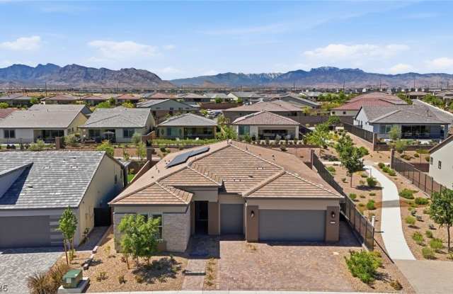 10103 Redwood Desert Drive Gallery 2