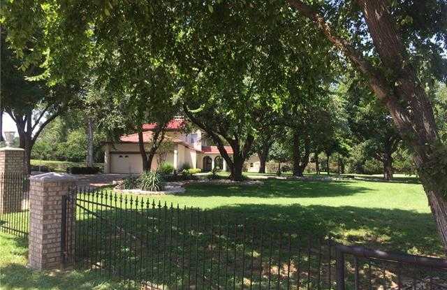 2324 Oak Knoll Drive Gallery 3