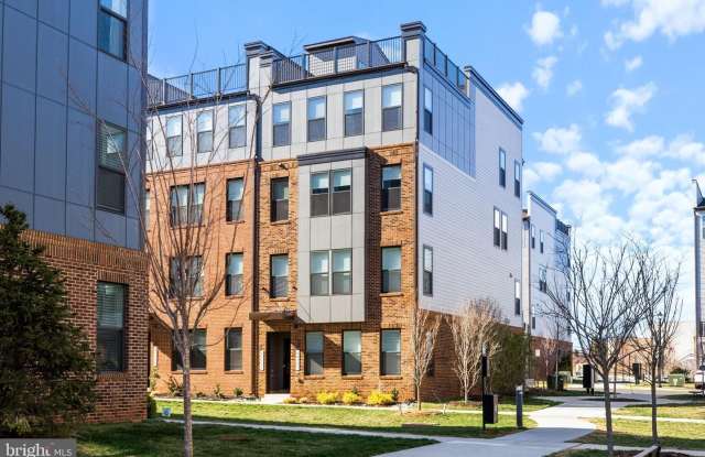 44505 WOLFHOUND SQ - 44505 Wolfhound Square, Ashburn, VA 20147 44505 WOLFHOUND SQ - 44505 Wolfhound Square, Ashburn, VA 20147