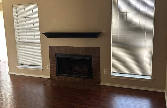 5801 Marvin Loving #306 - 5801 Marvin Loving Drive, Garland, TX 75043