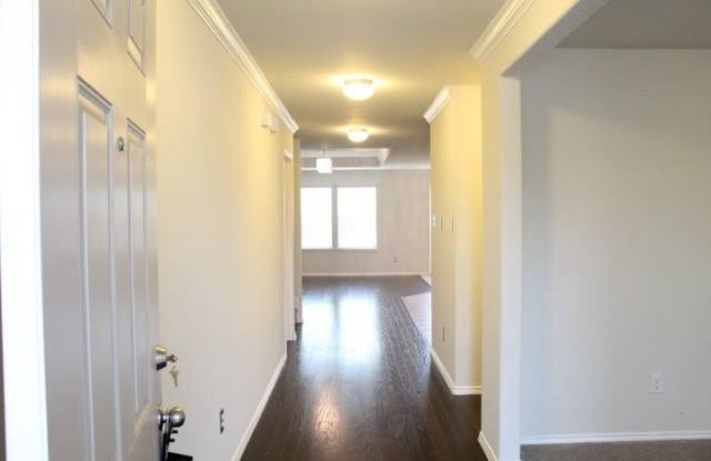 3033 Walker Creek Drive Gallery 3