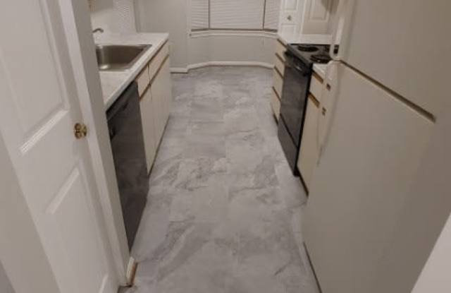 205 Star Pointe Ct Gallery 3