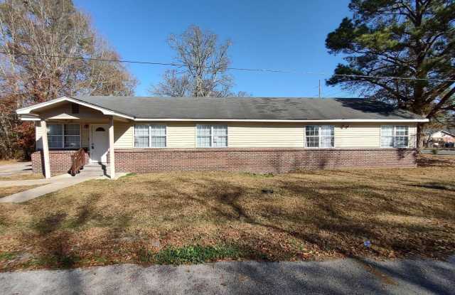 5443 Hubert Street - 5443 Hubert Street, Moss Point, MS 39563
