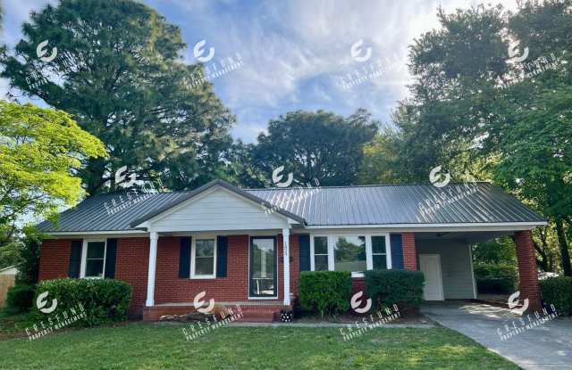Spacious 3 Bedroom, 2 Bath - AVAILABLE NOW! photos photos
