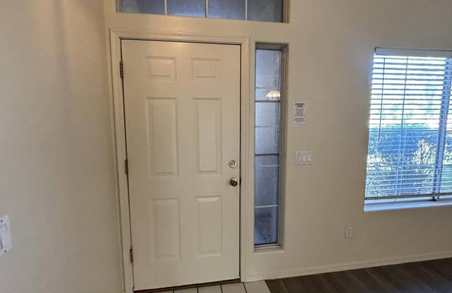 51 N DEL PUEBLO Place Gallery 3