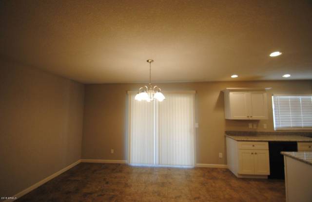 3419 E ANGELA Drive Gallery 4