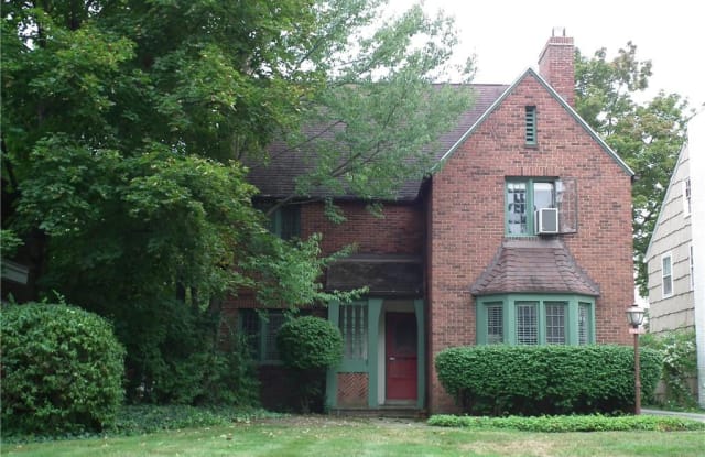 18126 Lomond Blvd - 18126 Lomond Boulevard, Shaker Heights, OH 44122