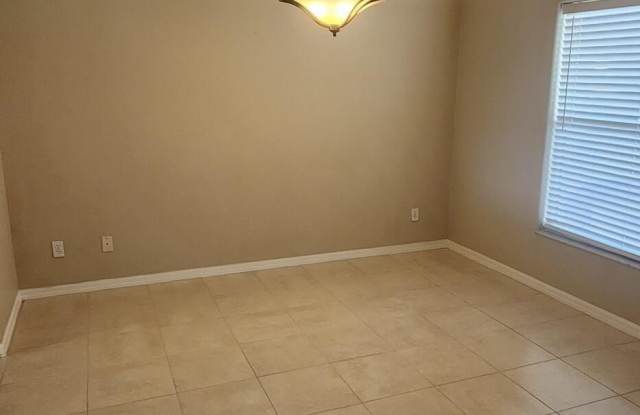 3800 Sunbeam Court Gallery 4