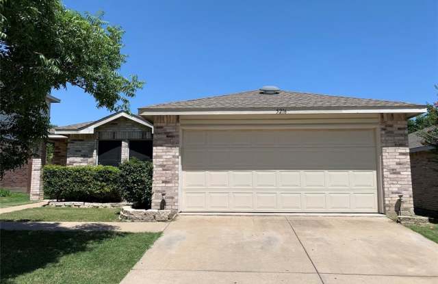 5216 Bedfordshire Drive - 5216 Bedfordshire Drive, Fort Worth, TX 76135