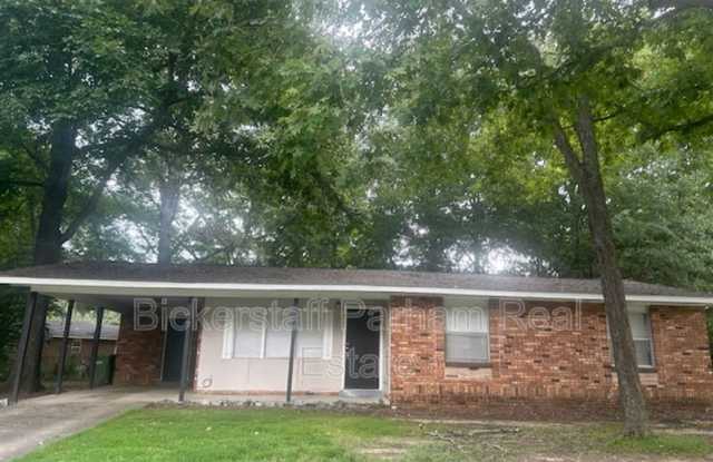 1928 Wellborn Drive photos photos