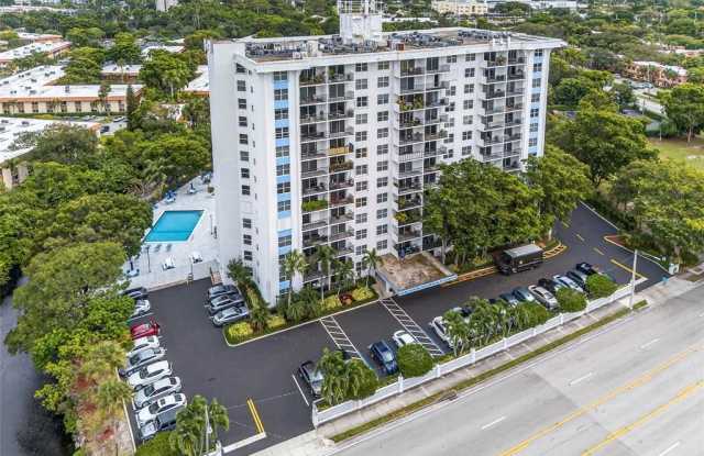 1800 N Andrews Ave photos photos