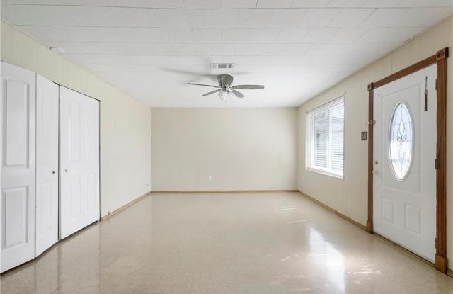 2776 ERIN Drive Gallery 4