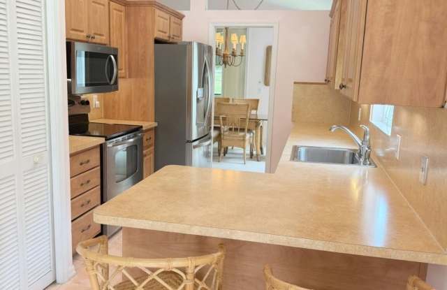 6231 SE Ames Way Gallery 4