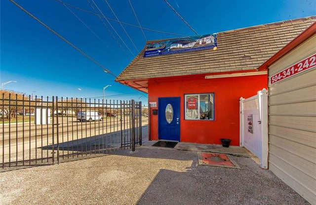 1000 CENTRAL Avenue Gallery 2