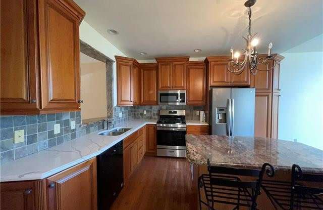 5527 West Spring Ridge Drive Gallery 4