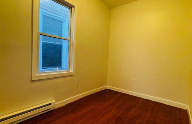 489 S 17th Street S Gallery 2
