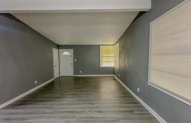 1013 Hillside Dri Gallery 2