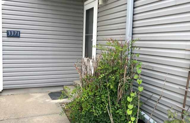 BEAUTIFUL APARTMENT!!! GREAT LOCATION!! - 3371 South Monaco Street Parkway, Denver, CO 80222