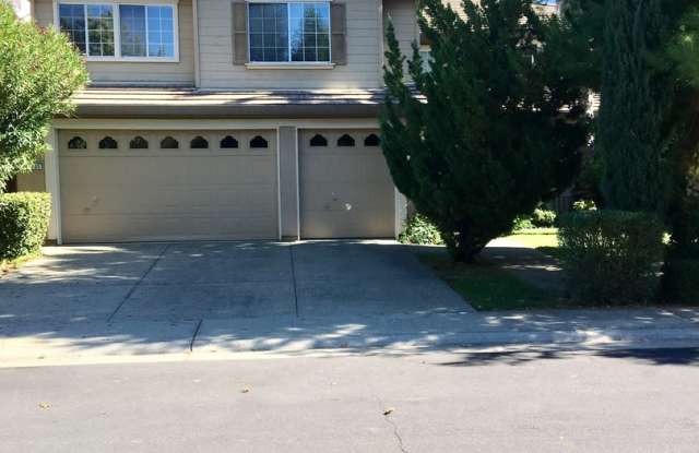 Large, Dog Friendly Rocklin Home with a View! photos photos