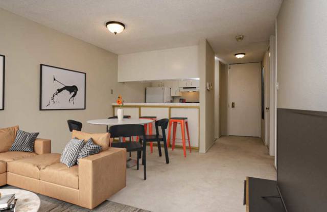 5305 Shelter Creek LN Gallery 2
