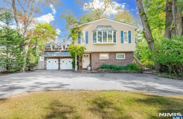 43 Spring Valley Avenue Gallery 2