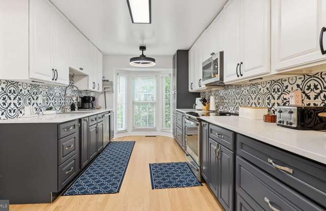13407 SILVER MOON Way Gallery 3