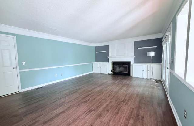 100 Drywood Place Gallery 4