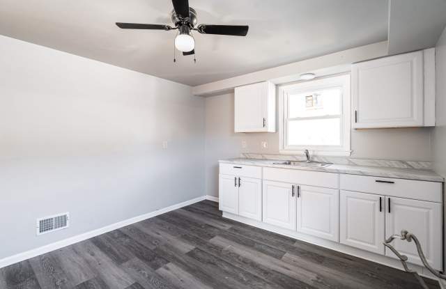 7718 West Villard Avenue - 2 Gallery 4